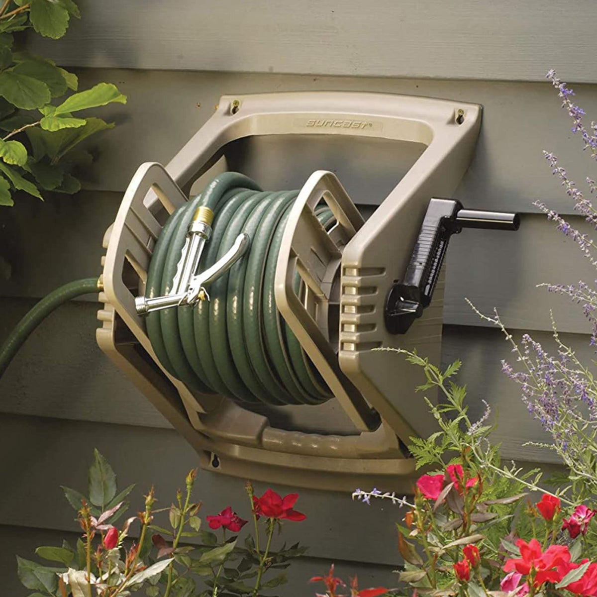 100 ft. Wall Mount Resin Garden Hose Reel with Lid G510