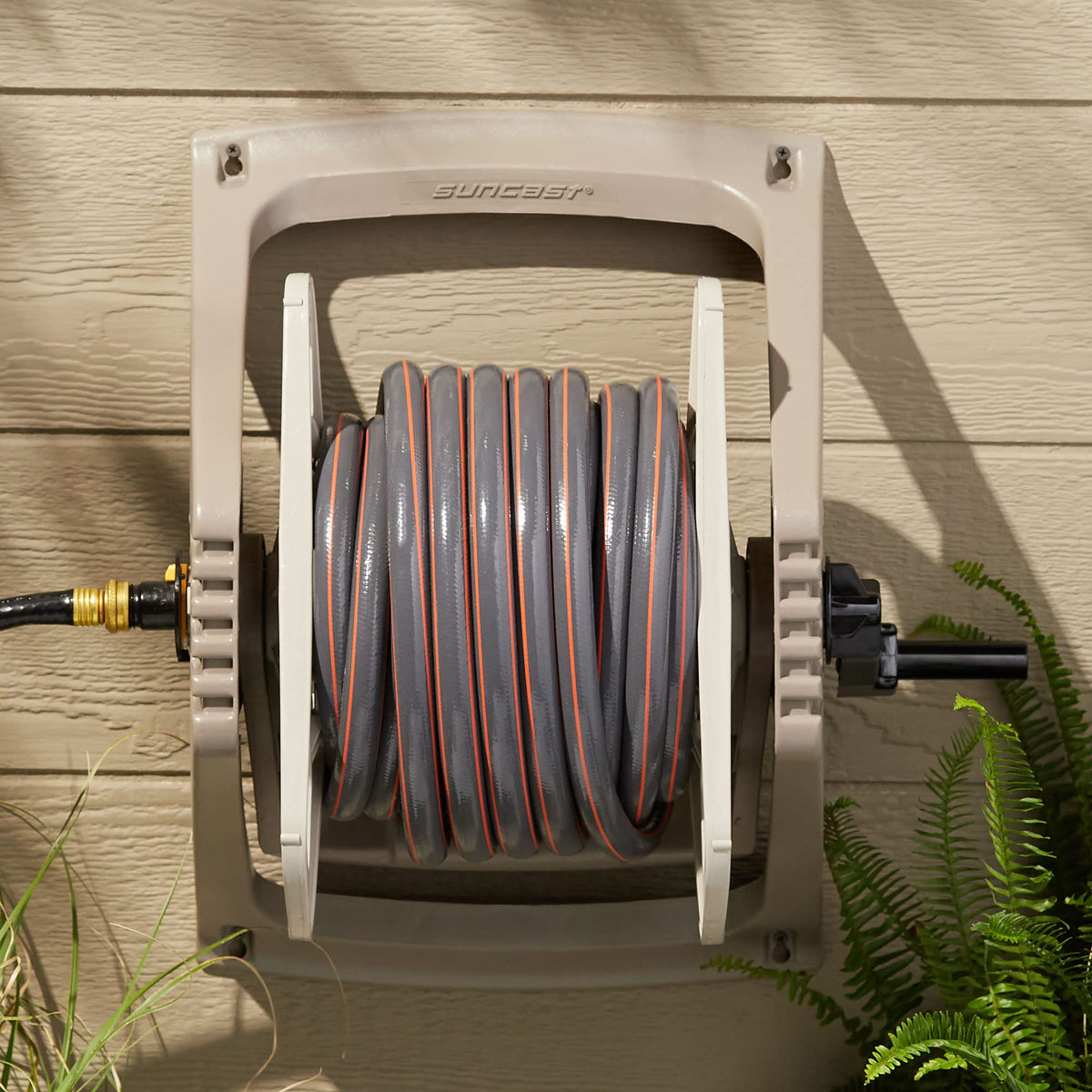 100 ft. Wall Mount Resin Garden Hose Reel with Lid G510