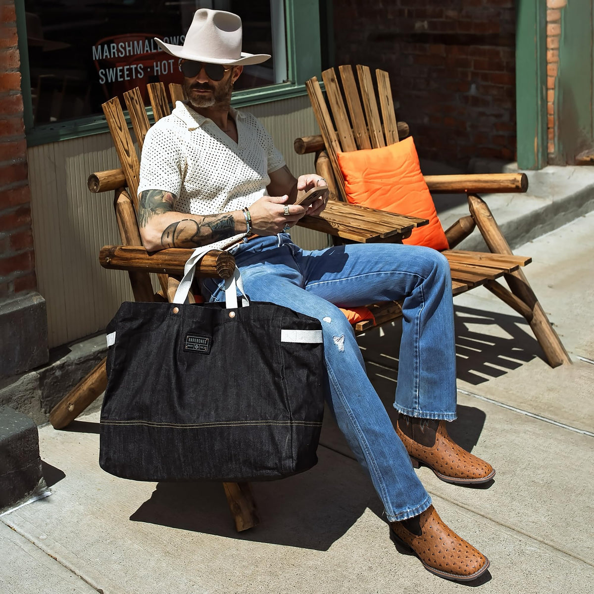 Cowboy Boots for Men with Embroidered Square Toe H1087